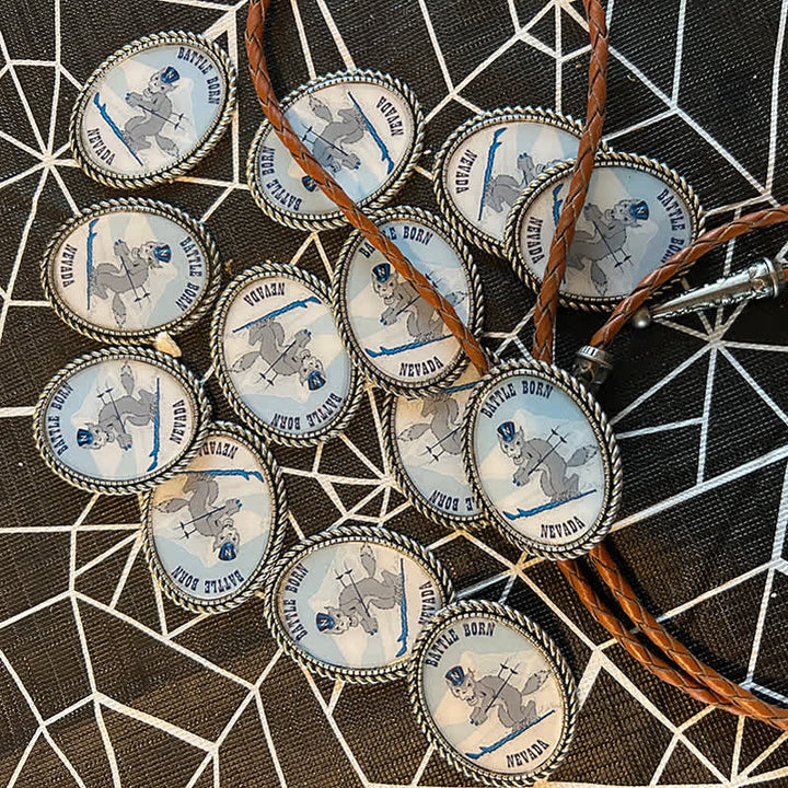 Lustige Bolo-Krawatte aus braunem Leder mit individuellem Foto