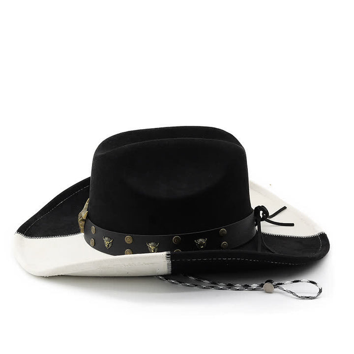 Cowboyhut aus Wildlederimitat mit kontrastierendem, schwarz-weißem Nietenband - image 2