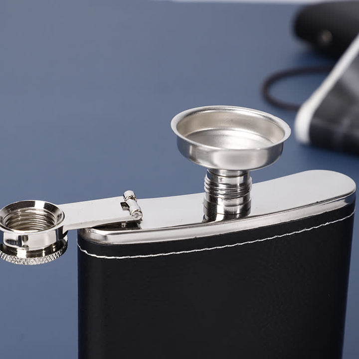 5-teiliges edles 6-oz-Geschenkset mit schwarzer Lederfurniertasse und Flachmann