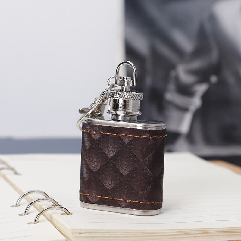 5-teiliges Geschenkset mit kleinem Krug und Flaschenöffner aus braunem Leder, 237 ml