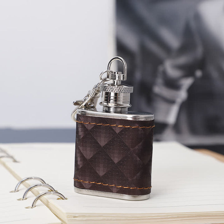 5-teiliges Geschenkset mit kleinem Krug und Flaschenöffner aus braunem Leder, 237 ml