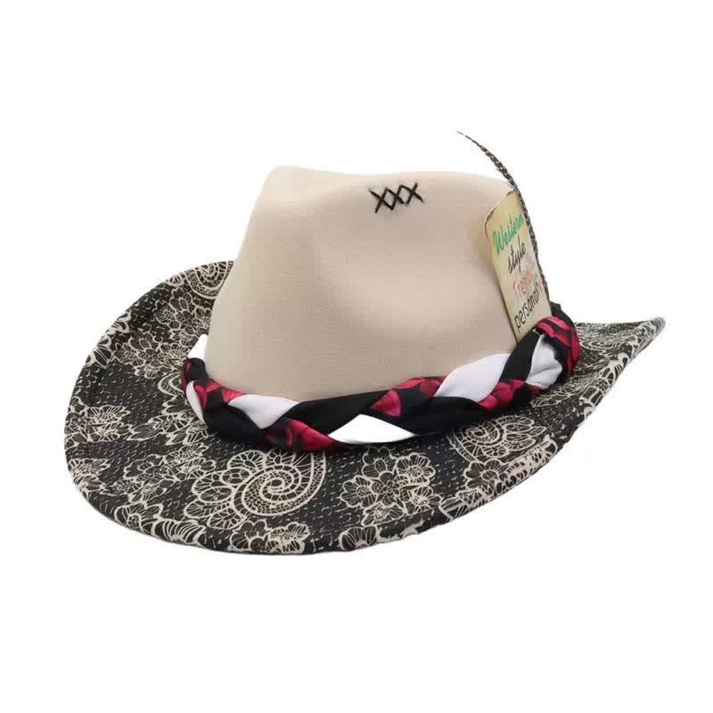 Zweifarbiger Cowboyhut mit Gänseblümchen-Federdekor und ethnischem Riemen