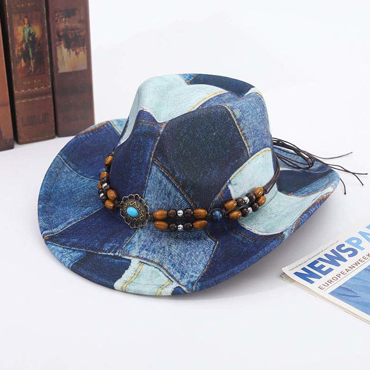 Cowboyhut aus Denim mit Farbblockdesign und Holzperlenband
