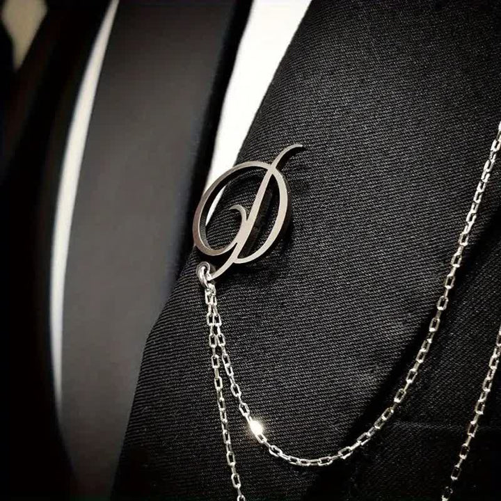 Stilvolle Brosche mit individuell gestalteten Initialen und Kette (VORVERKAUF) - image 2