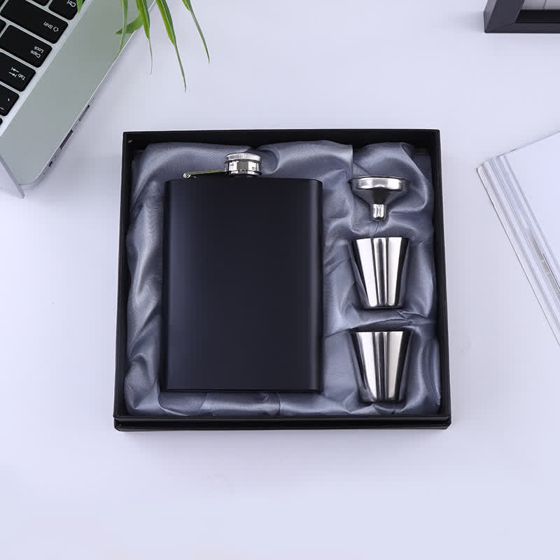 Benutzerdefiniertes 4-teiliges edles 8-oz-Geschenkset mit schwarzer Tasse und Flachmann