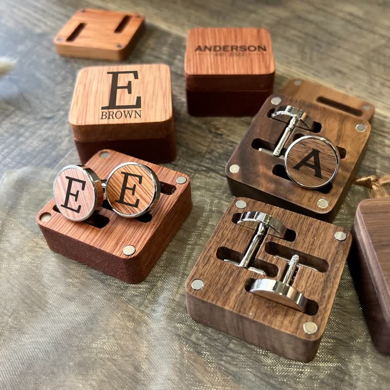 1 Paar klassische Manschettenknöpfe aus Holz mit individuellem Namen und Box