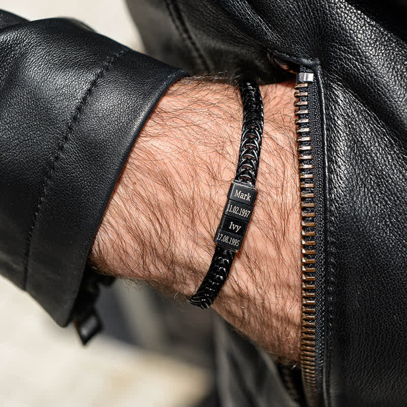 Personalisiertes Perlenarmband mit Nachnamen „Daddy“ aus Edelstahl