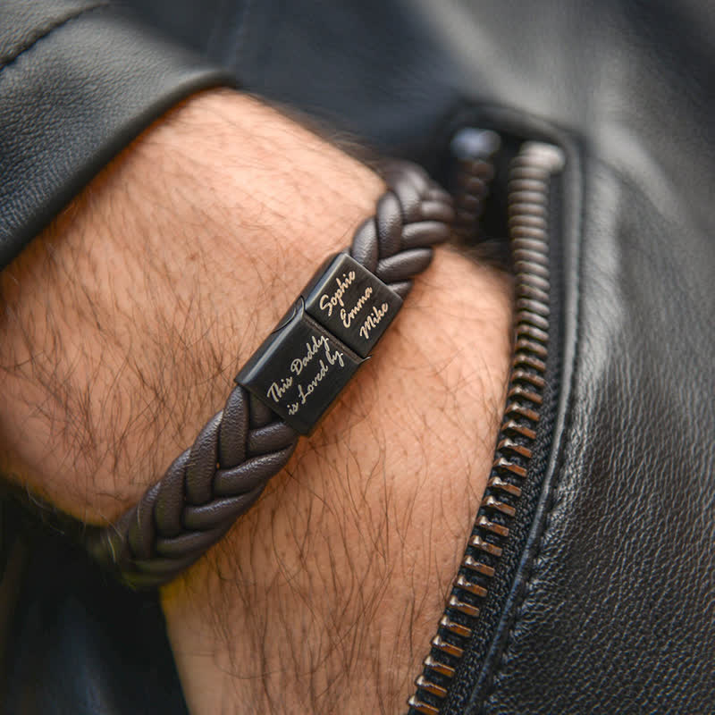 Geflochtenes Lederarmband mit individuellem Namen und Magnetverschluss