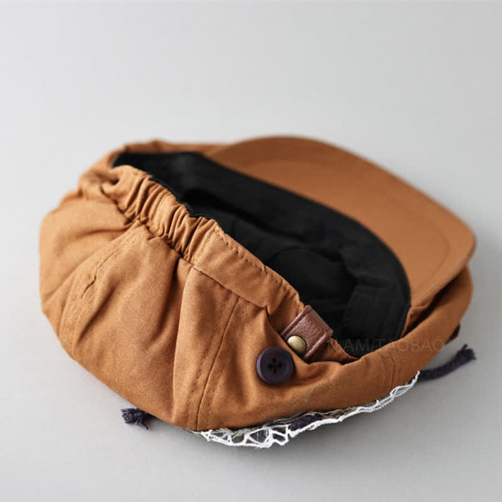 Karamellfarbene Baskenmütze im Streetstyle aus Stoff mit Patchwork-Knopf