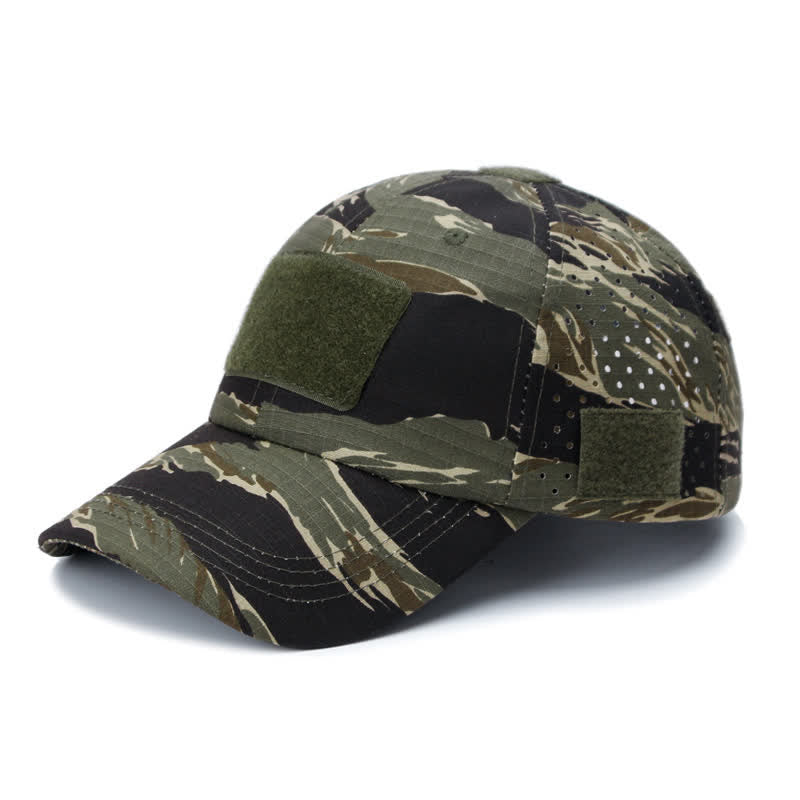 Atmungsaktive Baseballkappe mit Klettverschluss und Brillenloch in Camouflage