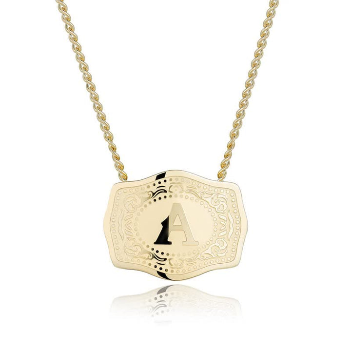 Goldene Halskette mit geprägtem Mini-Anfangsbuchstaben