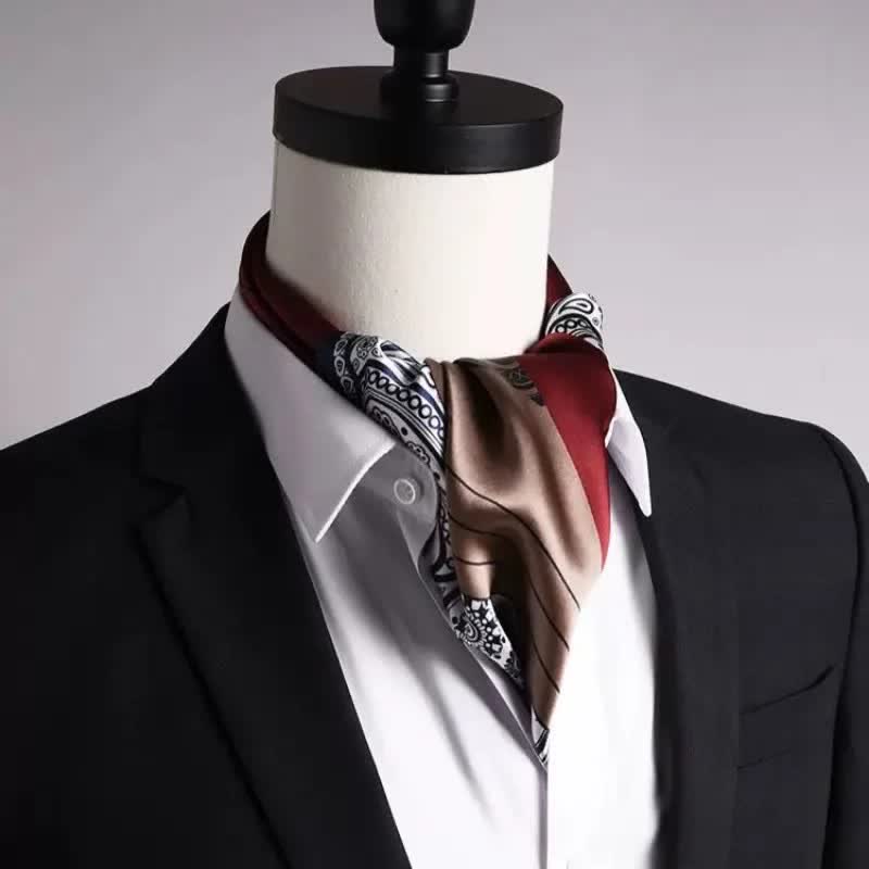 Eleganter, farblich passender, quadratischer Paisley-Schal aus Kunstseide für Herren
