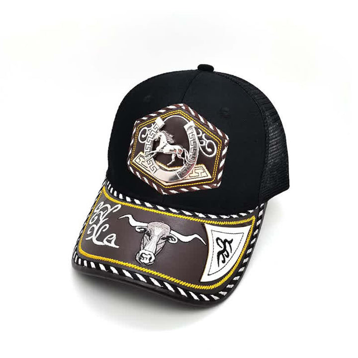 Silberne Trucker-Mütze mit 3D-Metalldekor und Western-Stickerei, schwarzes Netzgewebe (Vorverkauf) - Hufeisen - Einstellbar (ca. 22"-23 5/8") - image 1