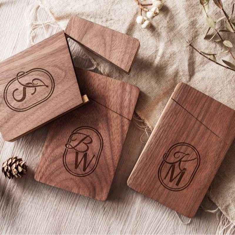 Visitenkartenetui aus Holz mit individueller Namensgravur - image 7