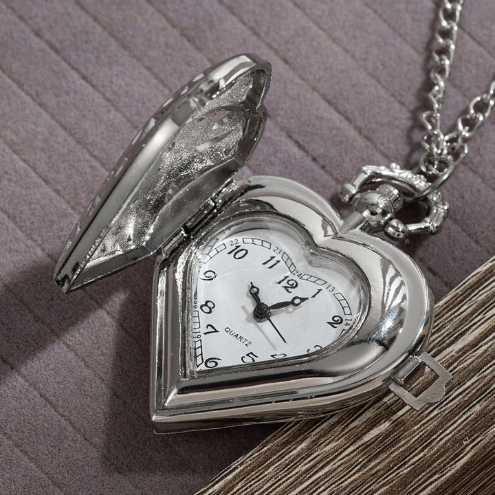 Silberne Retro-Taschenuhr für Paare in Herzform, hohl geschnitzt - image 3