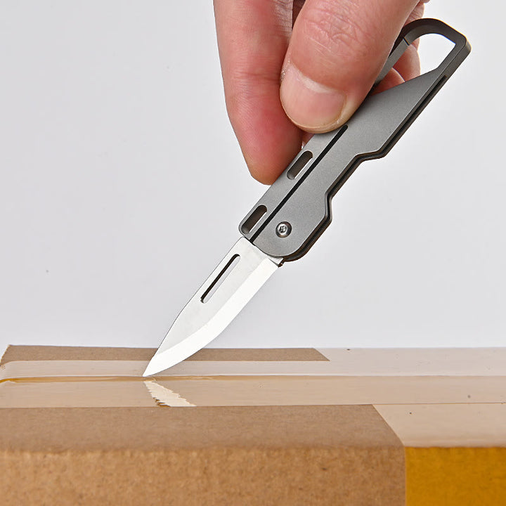 Multifunktionales EDC-Werkzeug aus Titanlegierung mit Schlüsselanhänger und Klappmesser - image 6