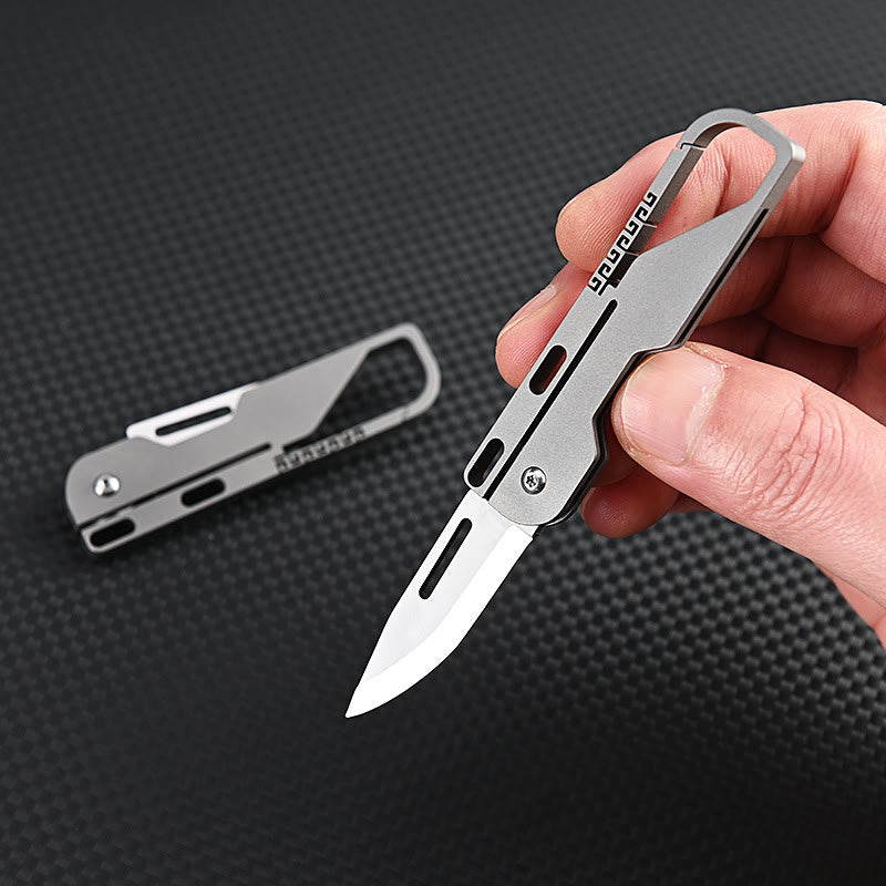 Multifunktionales EDC-Werkzeug aus Titanlegierung mit Schlüsselanhänger und Klappmesser - image 2