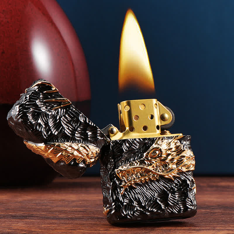 Nachfüllbares Kerosinfeuerzeug Tonardo mit Drachenmotiv in Gold und Schwarz - Gold & Schwarz - image 1