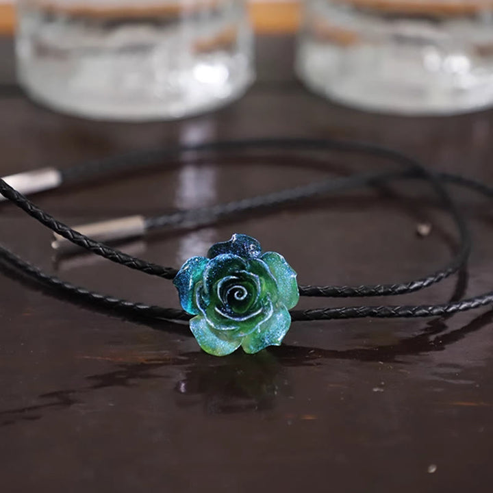 Handgemachte Bolo-Krawatte mit Mikro-Flash-Farbverlauf und blauer Rose - Blaue Rose+Seil - image 5