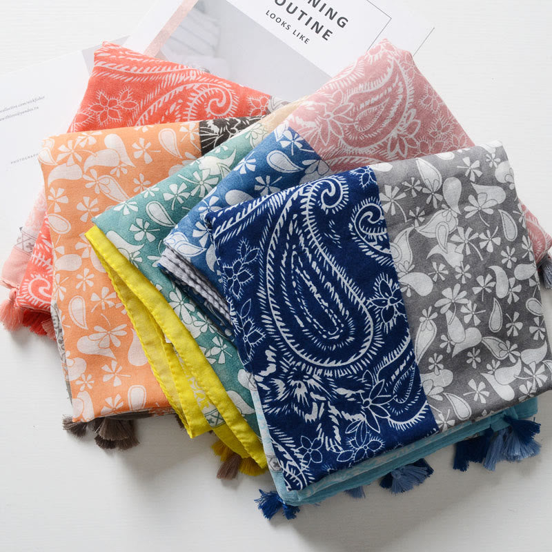 Schal im Böhmischen Stil mit Cashew-Print und Farbblockierung - image 1