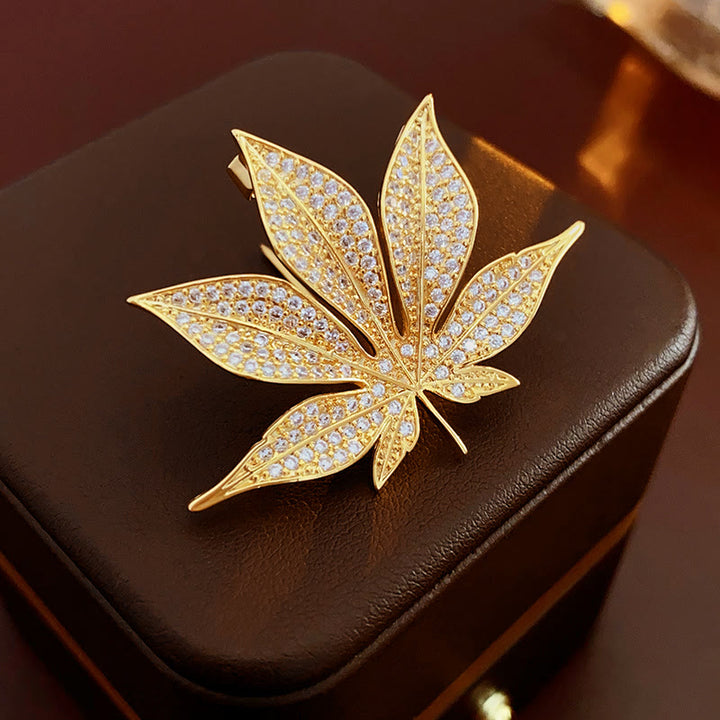 Goldene Mode Zirkon Maple Leaf Metall Brosche - image 2