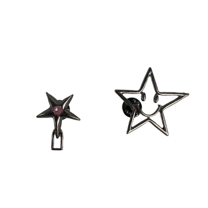 Schwarzer Gürtelclip in Pentagrammform mit hohlem lächelndem Gesicht - image 3