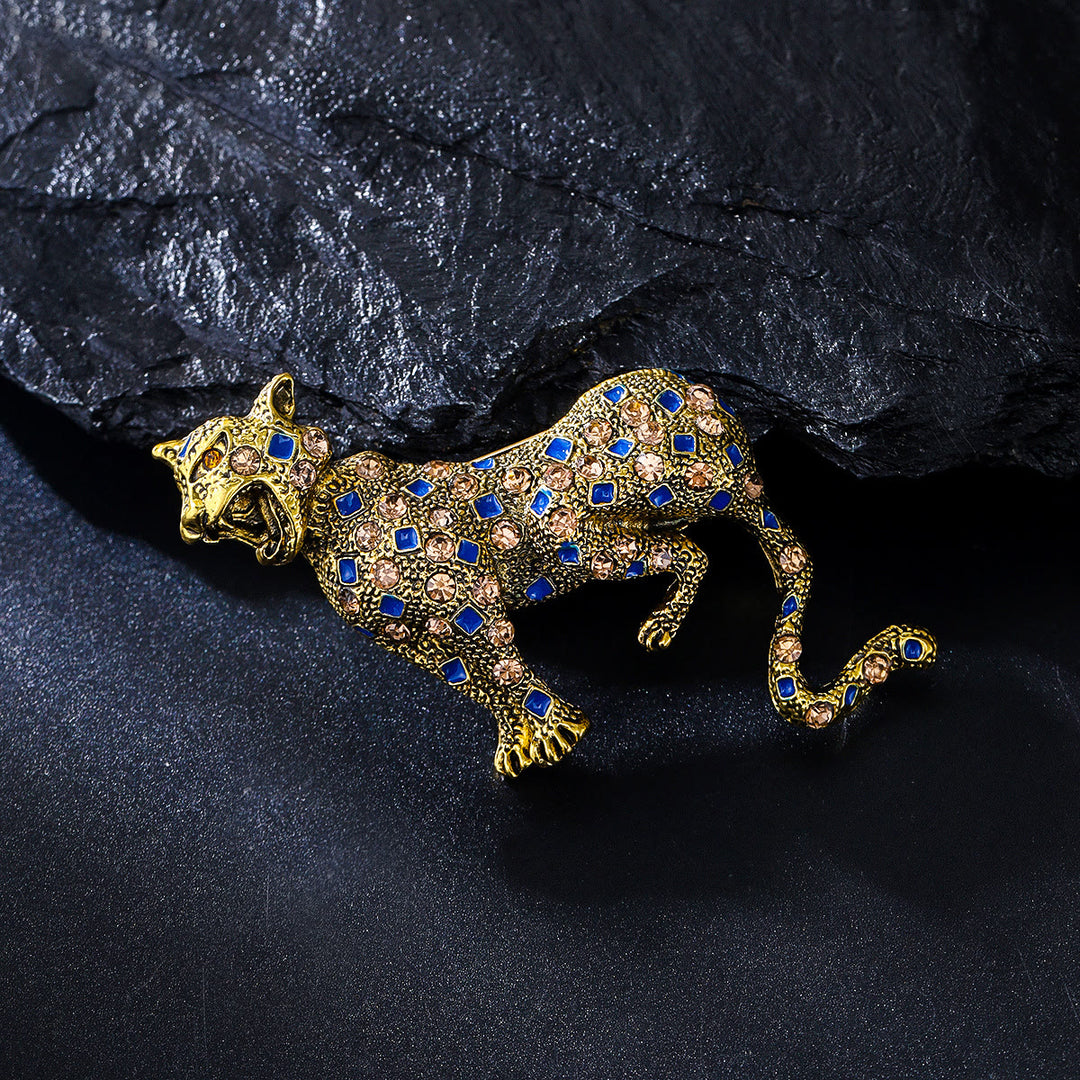 Goldene, diamantbesetzte, blaue, quadratische Leopardenbrosche - image 2