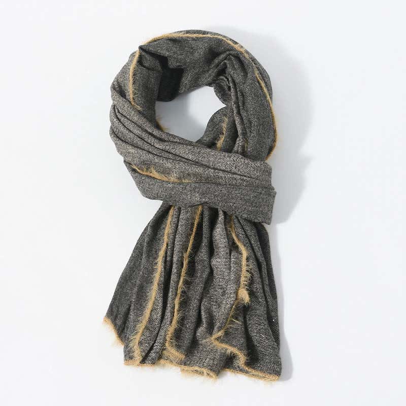 Retro & Chic – Einfarbiger Schal mit Pelzbesatz - image 1