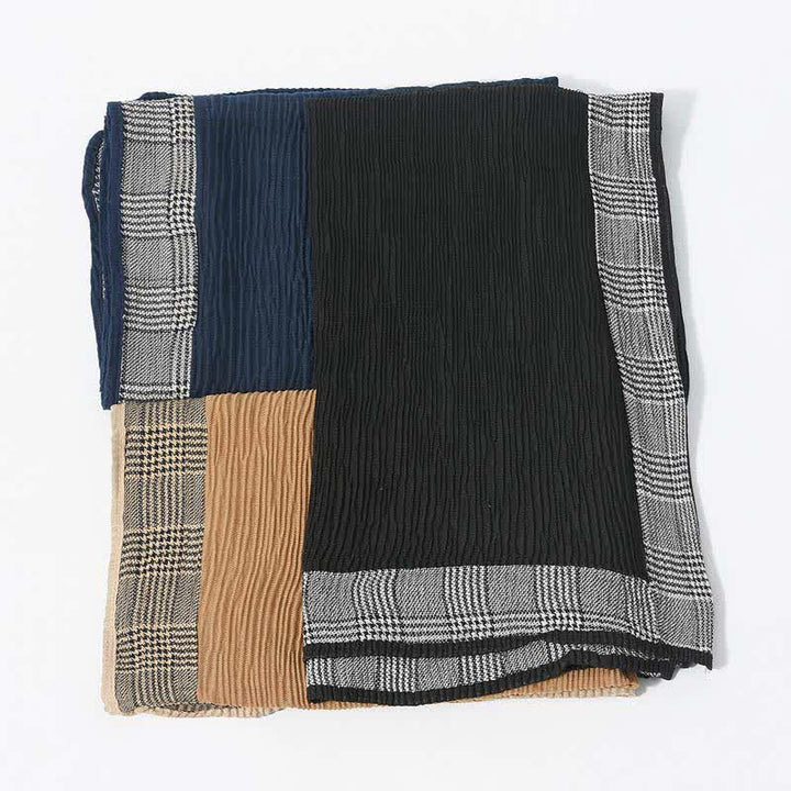 Weicher Schal mit Hahnentritt-Patchworkmuster und Falten - image 4