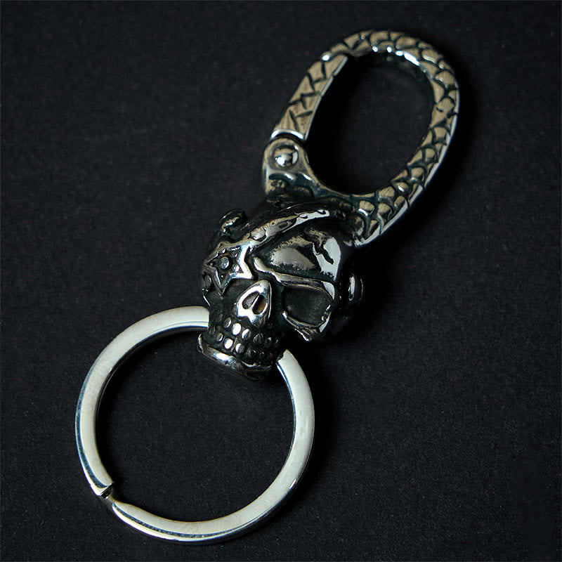 Kreativer Piraten-Totenkopf-Kapitän-Schlüsselanhänger aus Metall - Schlüsselanhänger - image 0