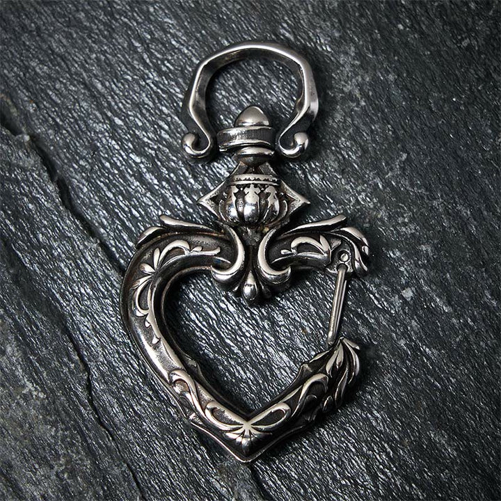Drehbarer Vintage-Schlüsselanhänger aus poliertem Metall in Herzform - image 4