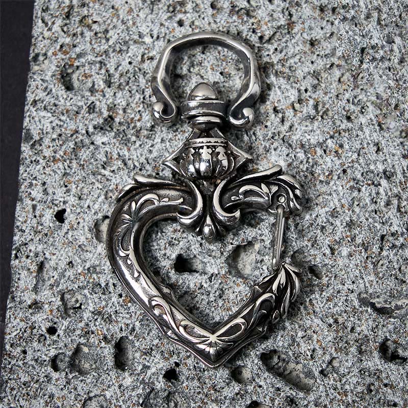 Drehbarer Vintage-Schlüsselanhänger aus poliertem Metall in Herzform - image 5