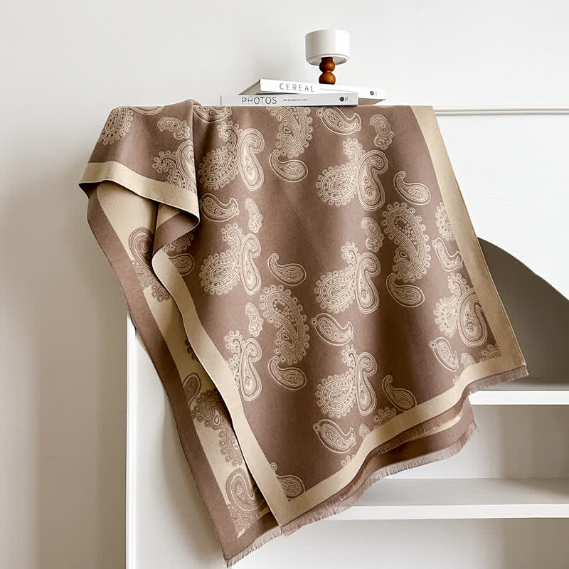 Doppelseitiger, warmer Schal mit aufwendigem Paisley-Muster - image 7