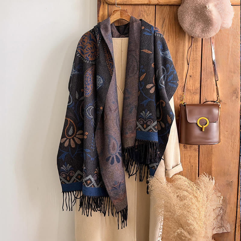 Damen-Winterschal im Bohème-Stil mit Print und Quasten, warm und warm - image 1