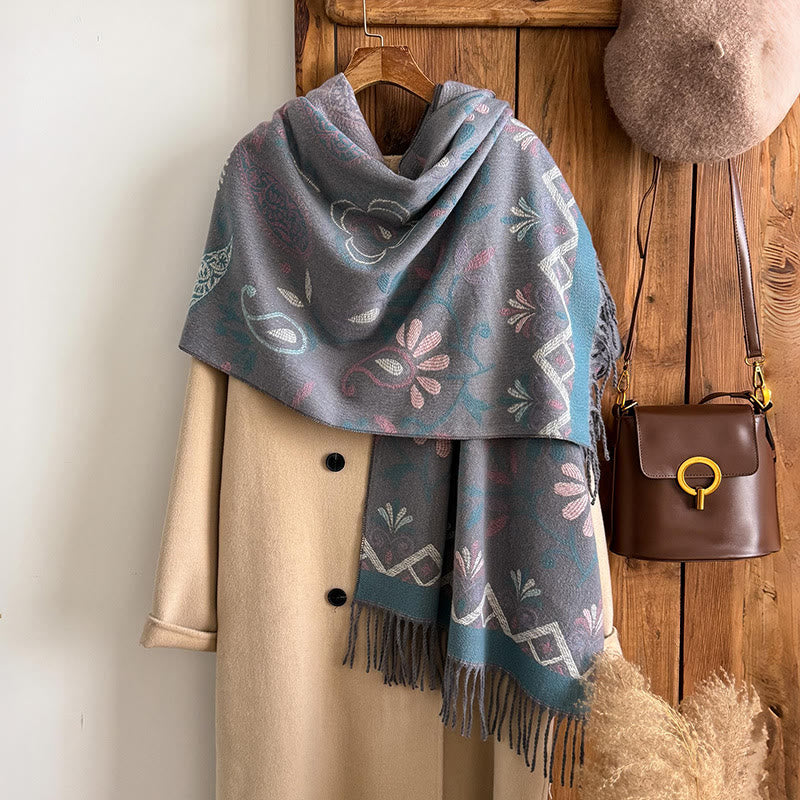 Damen-Winterschal im Bohème-Stil mit Print und Quasten, warm und warm - image 9