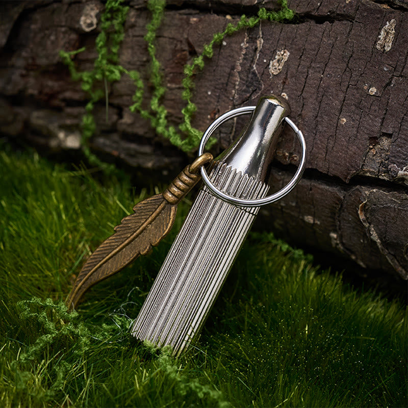 Kreativer Kapselmesser-Schlüsselanhänger, Federanhänger aus Legierung, Silberkette - Schlüsselanhänger - Silber - image 4