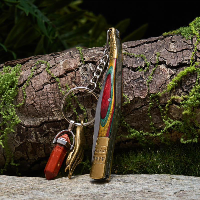 Buntes Messing-Klappmesser mit Buddha-Hand und Halskette aus rotem Stein - Halskette mit Klappmesser - image 0