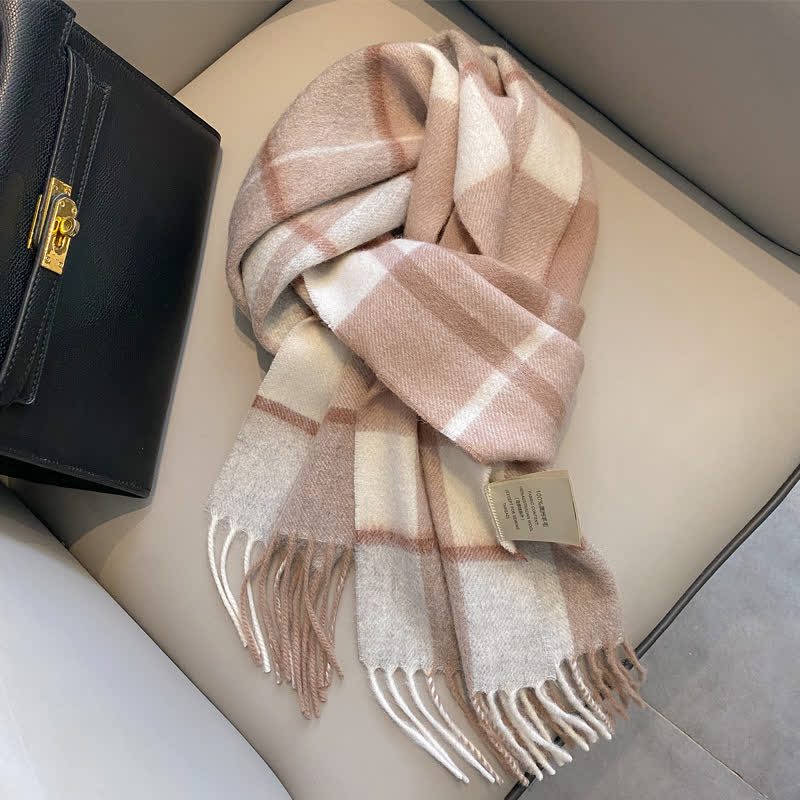 Unisex-Schal aus warmer Wolle mit Karomuster und Quasten - #6 - image 10