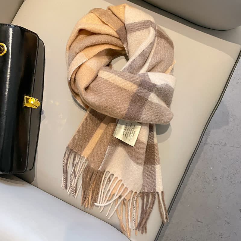Unisex-Schal aus warmer Wolle mit Karomuster und Quasten - #10 - image 14