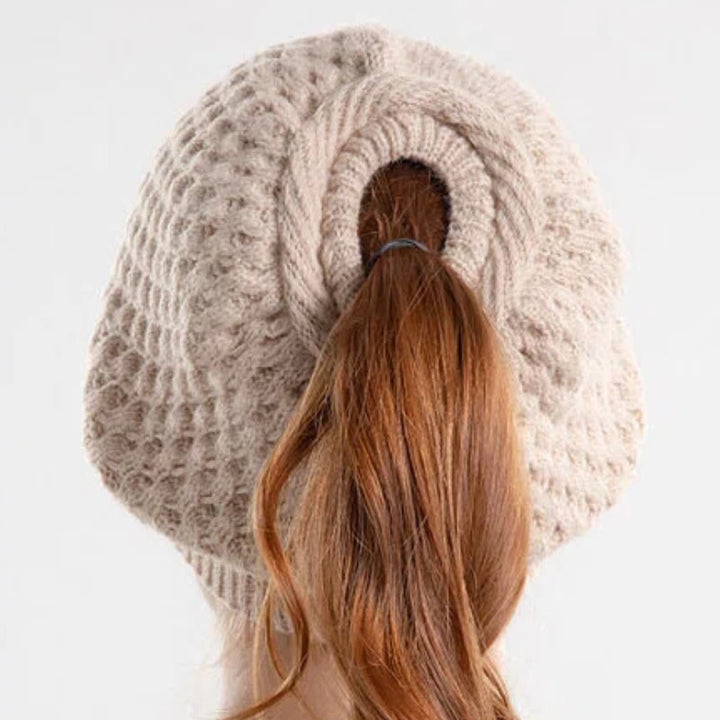 Damen-Wintermütze mit offenem Pferdeschwanz, warm gestrickt - image 1