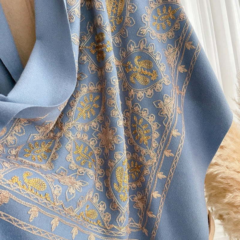 Damen-Schal mit Vintage-Blumenmuster und Fransen - image 4