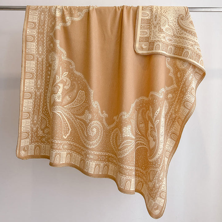 Damen-Schal mit Fransen und Paisleymuster - image 1