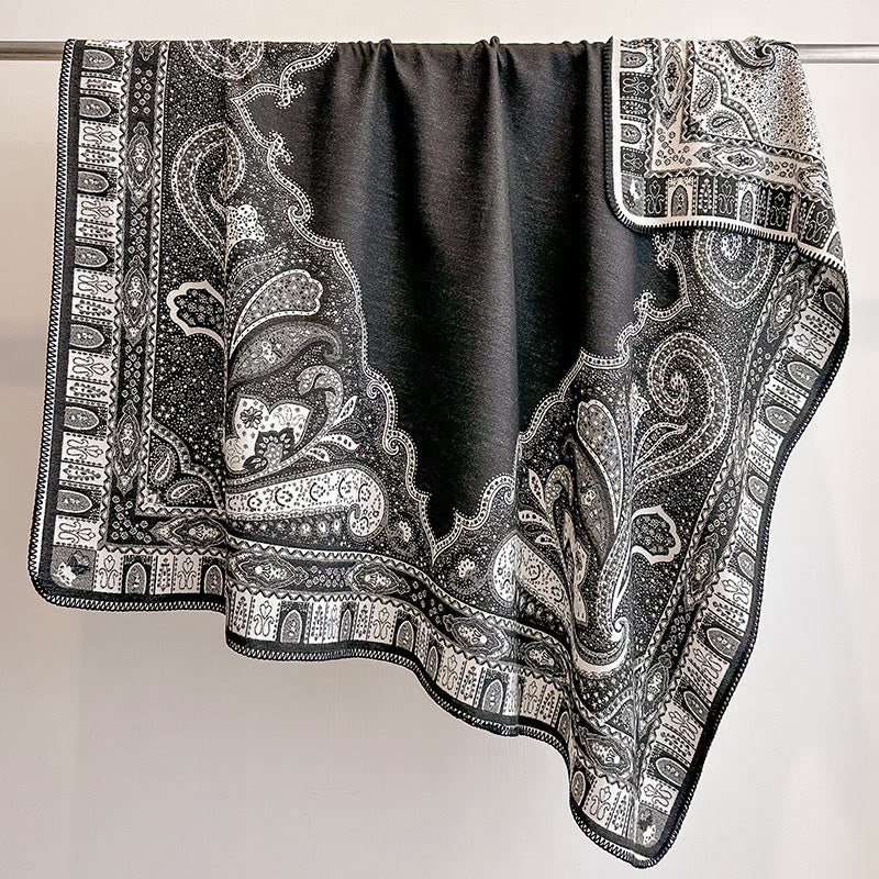 Damen-Schal mit Fransen und Paisleymuster - image 6