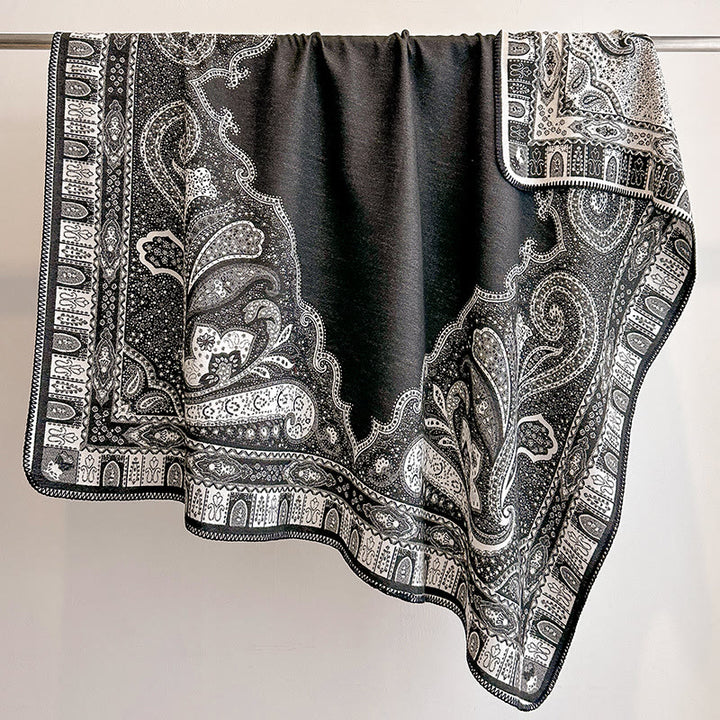 Damen-Schal mit Fransen und Paisleymuster - image 6