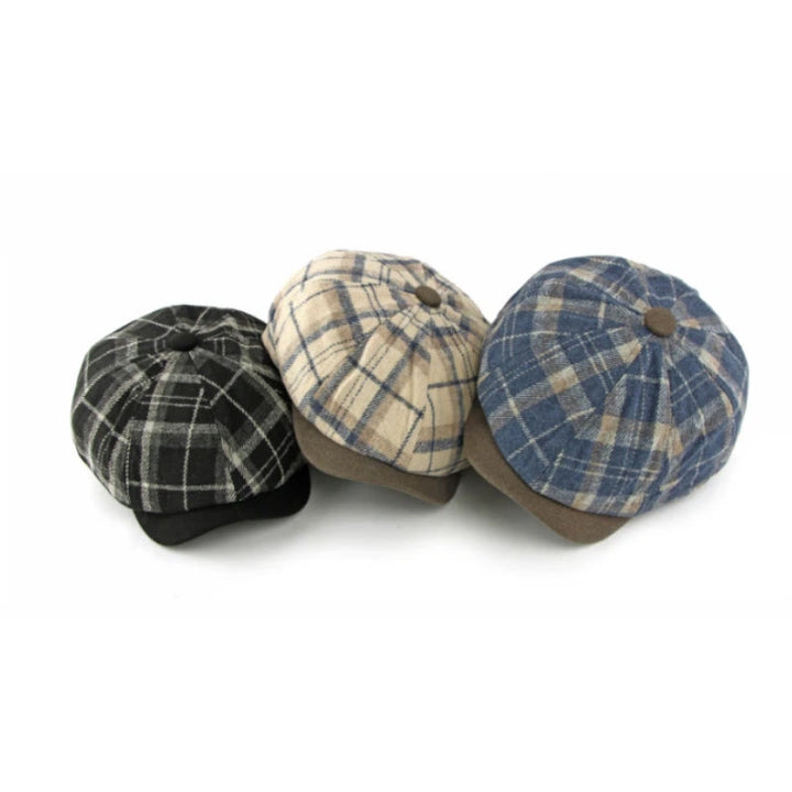 Winterliche Herren-Baskenmütze mit Vintage-Karomuster und kontrastierender Krempe - image 2
