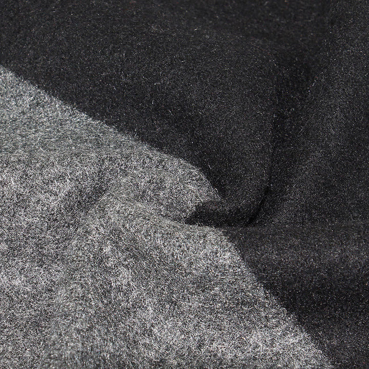 Klassischer Herrenschal mit Streifenmuster, warmen Quasten - image 8