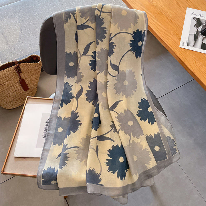 Eleganter, mehrfarbiger, vielseitiger und leichter Damenschal mit Blumenmuster - image 1