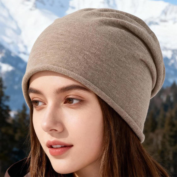 Weiche, mehrfarbige, kuschelige, lässige, warme Strickmütze für Damen – ideal für den Winter. - image 0