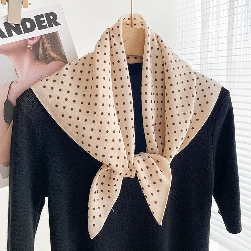 Dünner, quadratischer Schal für Damen mit reichhaltigem Print in verschiedenen Stilen - Stil Nr. 29 - image 28