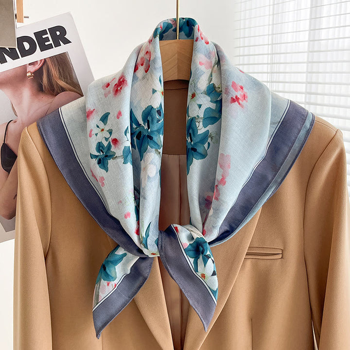 Dünner, quadratischer Schal für Damen mit reichhaltigem Print in verschiedenen Stilen - Stil Nr. 36 - image 35